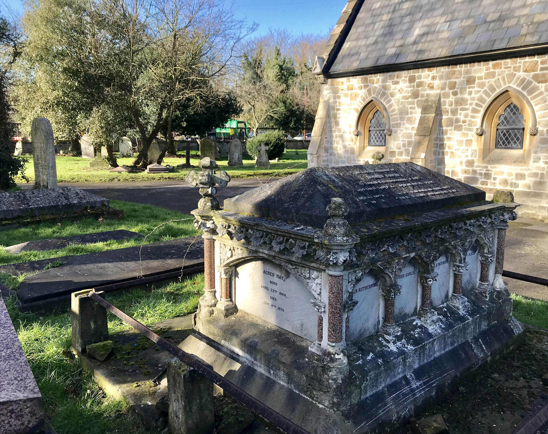 RDgrave6