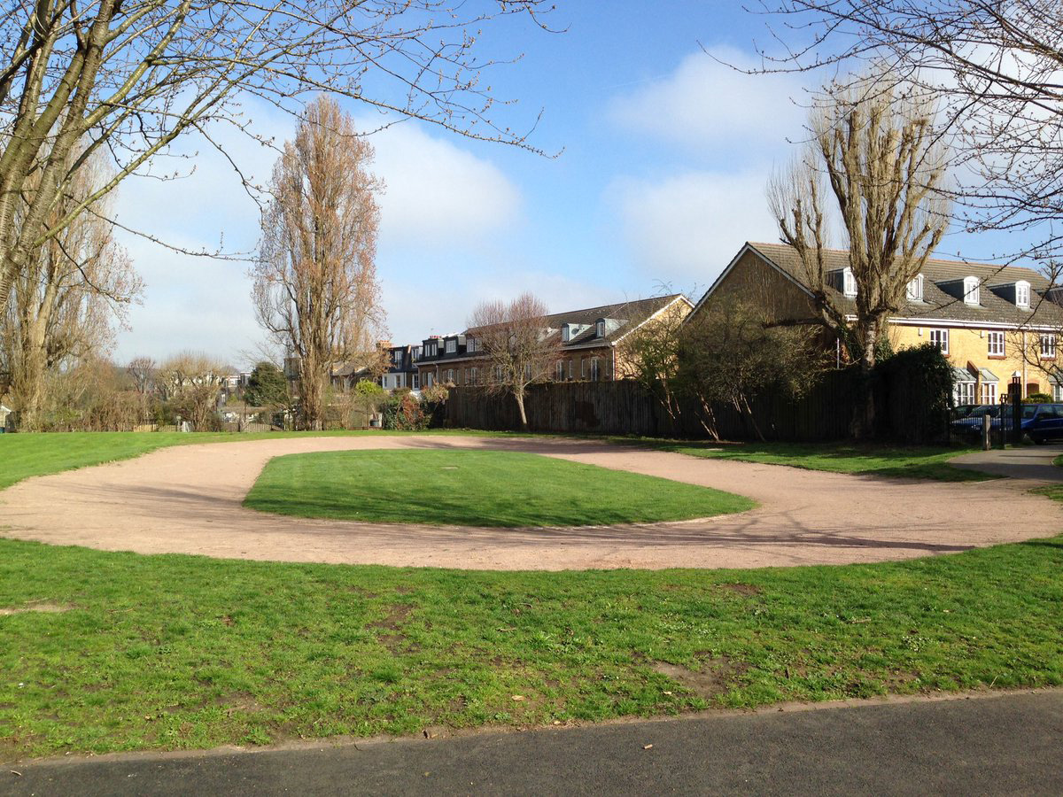 EarlsfieldTrack
