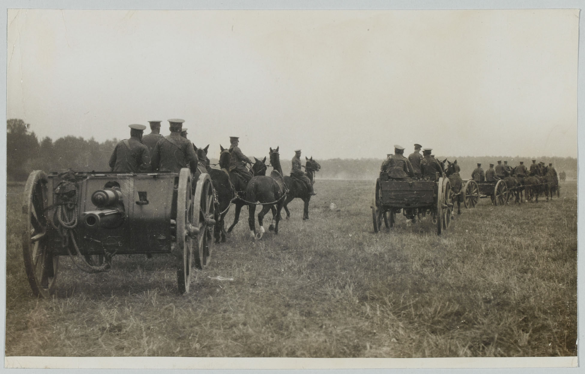 A Royal Field Artillery 18-pounder battery, 1914 (c).