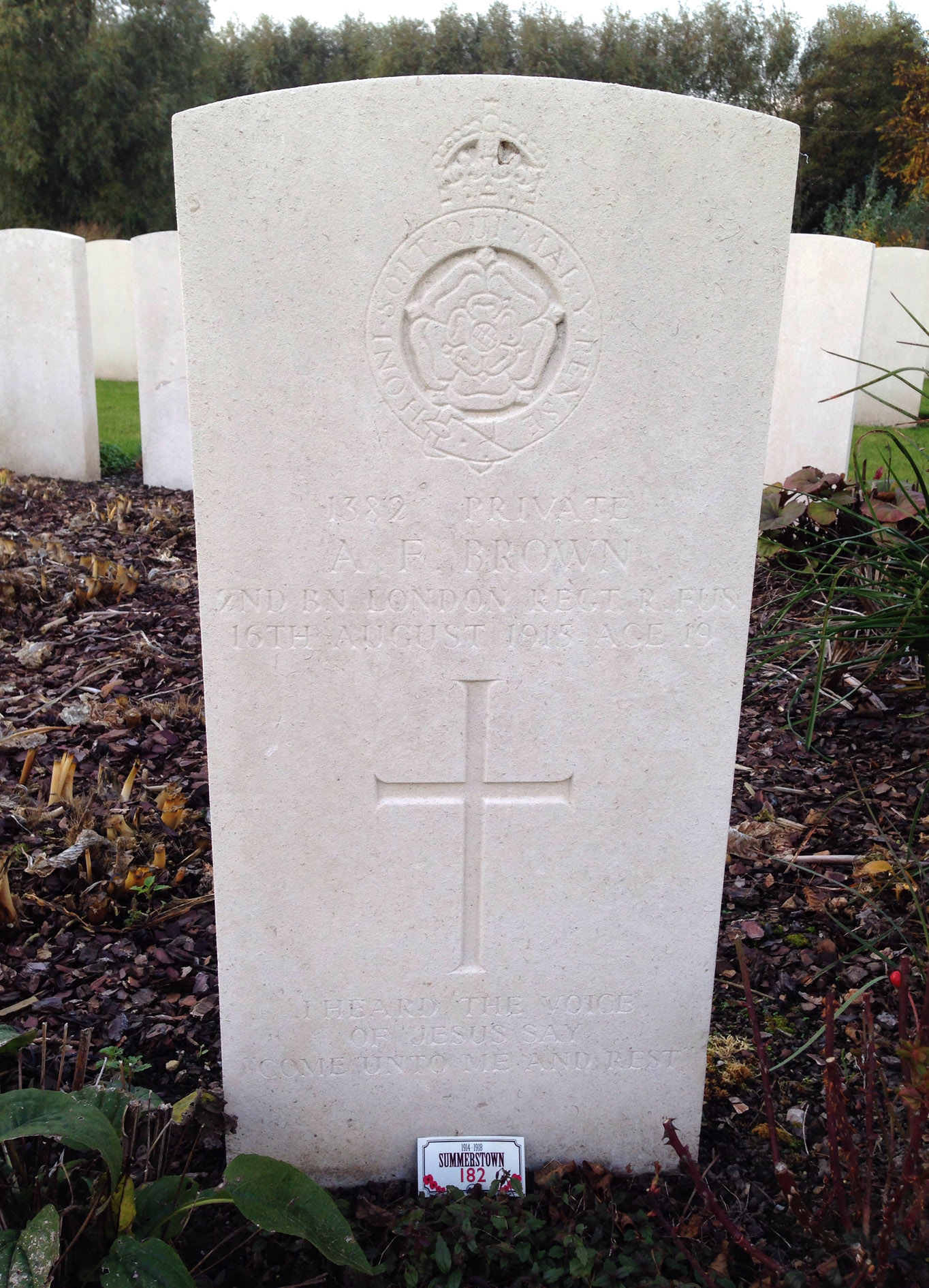 grave2